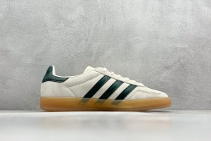 Adidas Gazelle Sneaker AGS10015