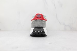 Adidas Retropy Sneaker ARES100024