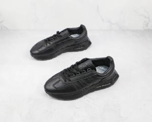 Adidas Retropy Sneaker ARES100025