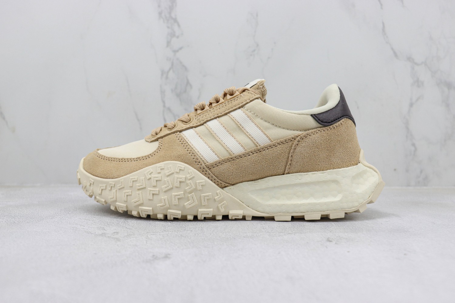 Adidas Retropy Sneaker ARES100054