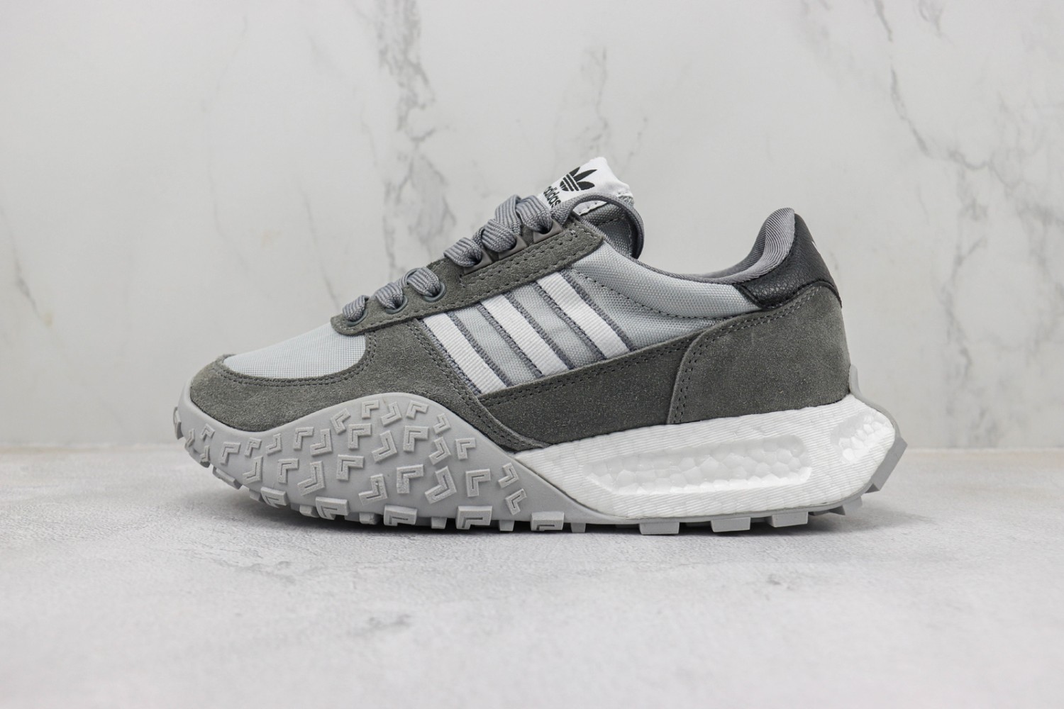Adidas Retropy Sneaker ARES100055