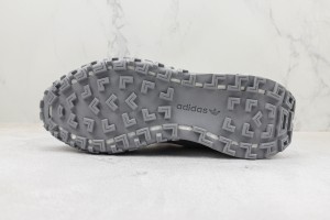 Adidas Retropy Sneaker ARES100058