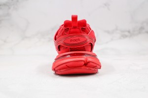 Balenciaga Track Sneaker BTS100015
