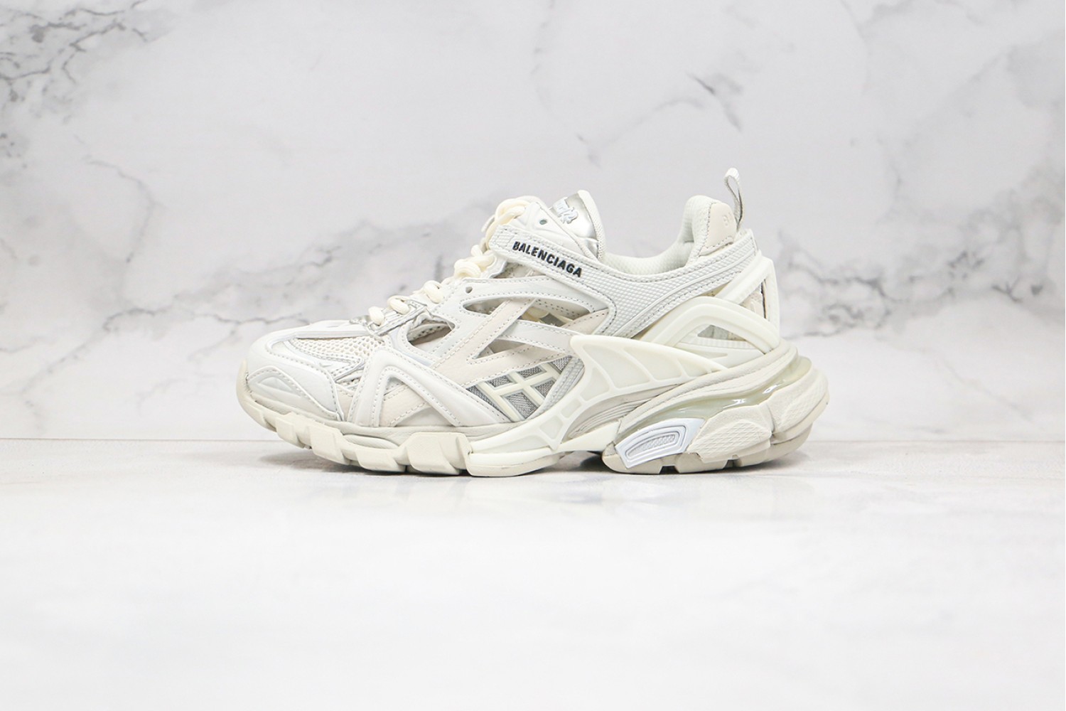  Balenciaga Track Sneaker BTS100081