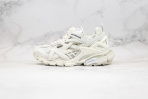  Balenciaga Track Sneaker BTS100081