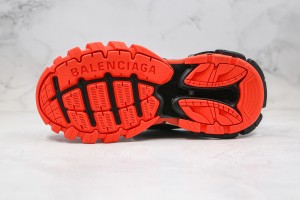 Balenciaga Track Sneaker BTS100095