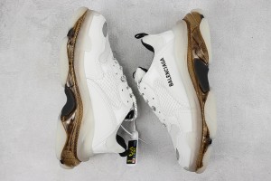 Balenciaga Triple S Shoes BTSS1000010