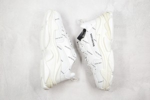 Balenciaga Triple S Shoes BTSS10000100
