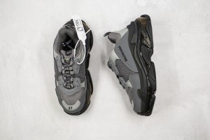 Balenciaga Triple S Shoes BTSS10000102