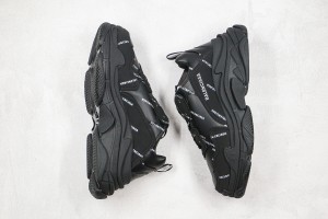 Balenciaga Triple S Shoes BTSS10000105