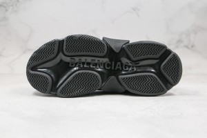 Balenciaga Triple S Shoes BTSS10000105