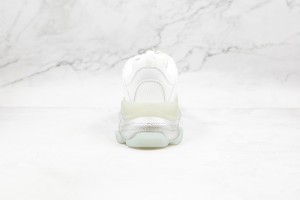 Balenciaga Triple S Shoes BTSS10000106