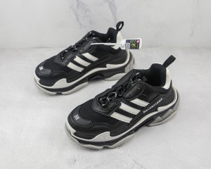  Balenciaga Triple S Shoes BTSS10000107