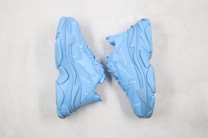  Balenciaga Triple S Shoes BTSS10000108