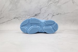  Balenciaga Triple S Shoes BTSS10000108