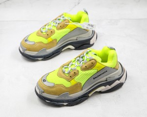 Balenciaga Triple S Shoes BTSS10000109