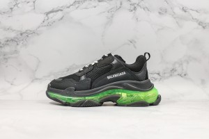 Balenciaga Triple S Shoes BTSS10000115