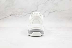 Balenciaga Triple S Shoes BTSS10000116