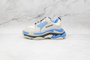 Balenciaga Triple S Shoes BTSS10000122