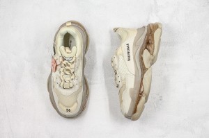 Balenciaga Triple S Shoes BTSS10000123