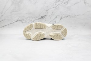 Balenciaga Triple S Shoes BTSS10000125
