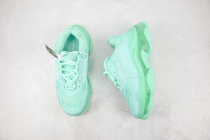  Balenciaga Triple S Shoes BTSS10000127