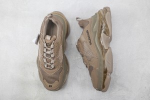  Balenciaga Triple S Shoes BTSS1000014