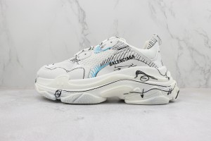  Balenciaga Triple S Shoes BTSS1000016