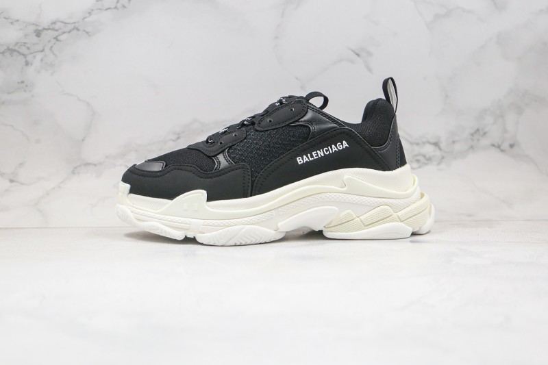 Balenciaga Triple S Shoes BTSS1000020