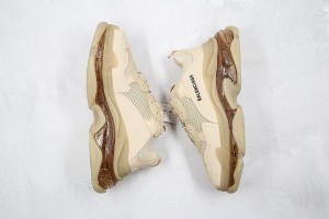 Balenciaga Triple S Shoes BTSS1000023