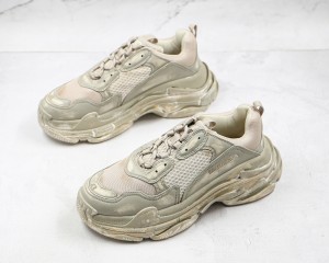 Balenciaga Triple S Shoes BTSS1000025
