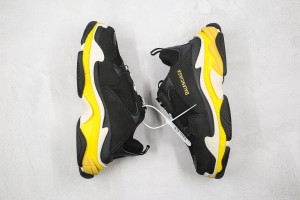 Balenciaga Triple S Shoes BTSS1000032