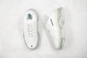 Balenciaga Triple S Shoes BTSS1000037