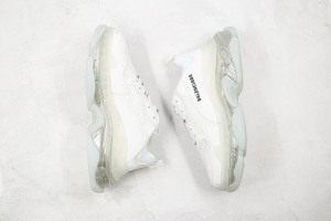 Balenciaga Triple S Shoes BTSS1000037