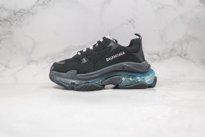 Balenciaga Triple S Shoes BTSS1000044