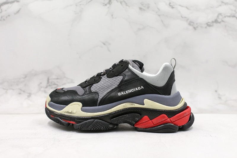Balenciaga Triple S Shoes BTSS1000046