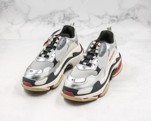Balenciaga Triple S Shoes BTSS1000051