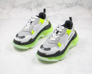 Balenciaga Triple S Shoes BTSS1000053