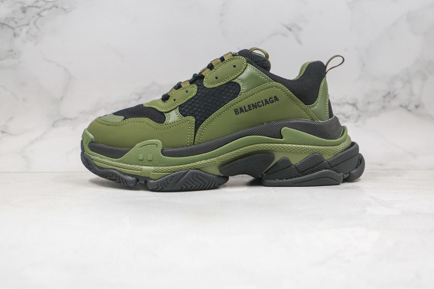 Balenciaga Triple S Shoes BTSS1000056