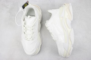 Balenciaga Triple S Shoes BTSS100006