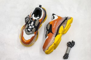 Balenciaga Triple S Shoes BTSS1000060