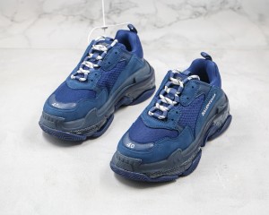  Balenciaga Triple S Shoes BTSS1000074