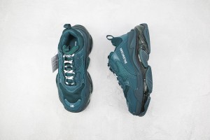 Balenciaga Triple S Shoes BTSS1000076