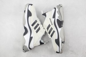 Balenciaga Triple S Shoes BTSS1000085
