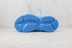 Balenciaga Triple S Shoes BTSS1000086