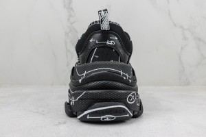 Balenciaga Triple S Shoes BTSS1000087