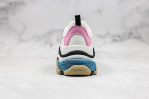  Balenciaga Triple S Shoes BTSS1000090