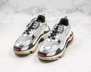 Balenciaga Triple S Shoes BTSS1000098