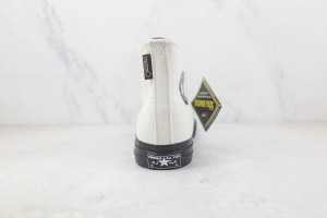 Converse High Top Sneaker CHTS10000101