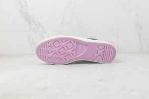 Converse High Top Sneaker CHTS10000105